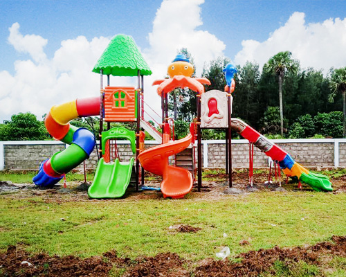Kids Outdoor Multiplay Equipment In Munich